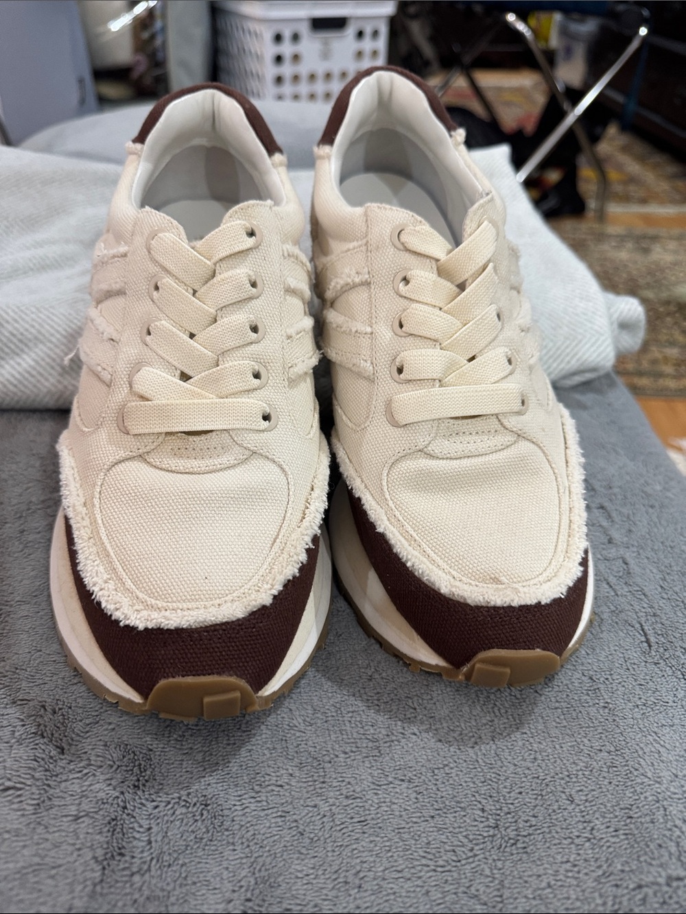 NWT Veronica Beard Valentina Size 8.5 Chocolate & Parchment Canvas Sneaker - Picture 9 of 16